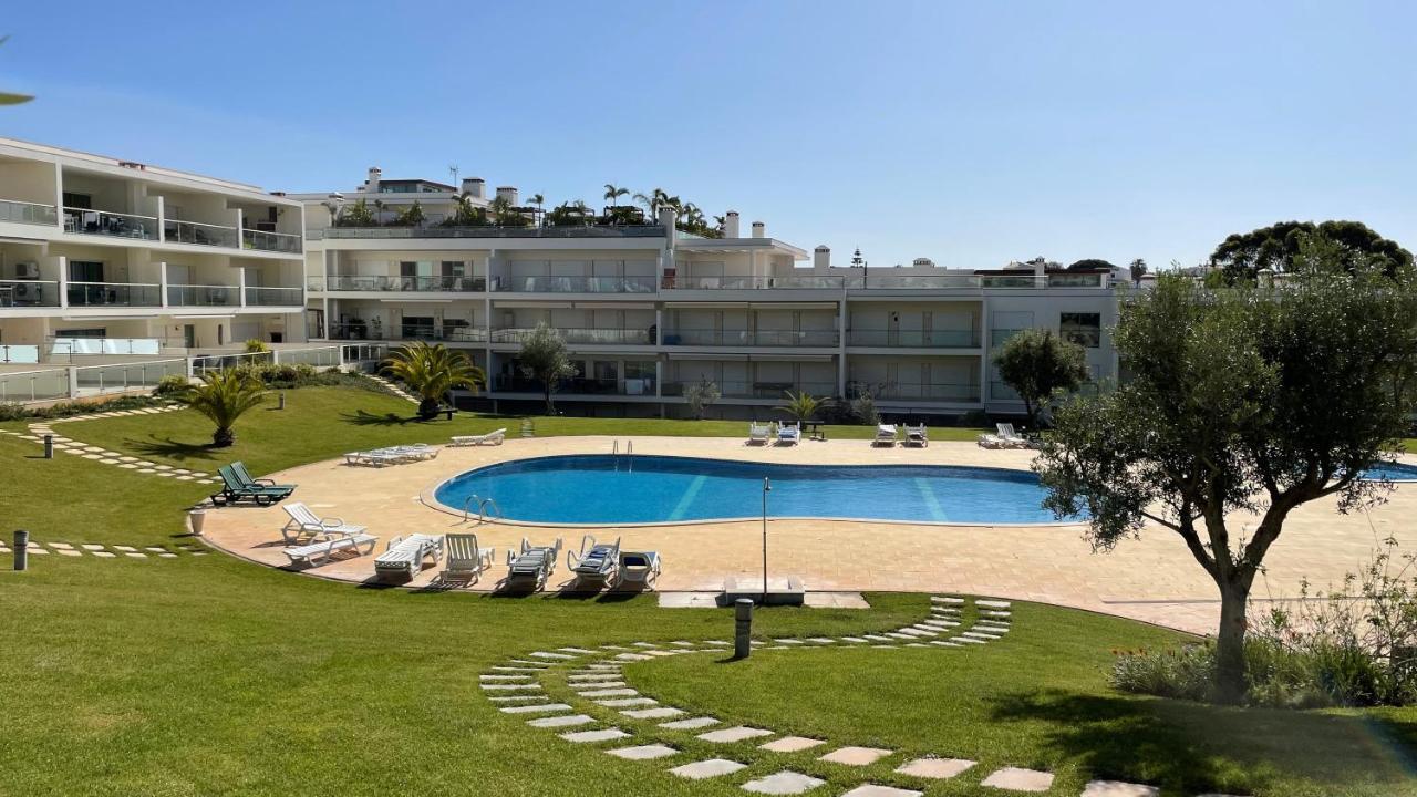 Appartement A 1km De La Plage, Avec Piscine A Albufeira