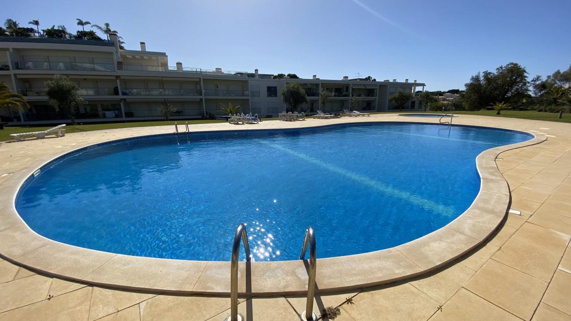 A 1km De La Plage, Avec Piscine A Appartement *