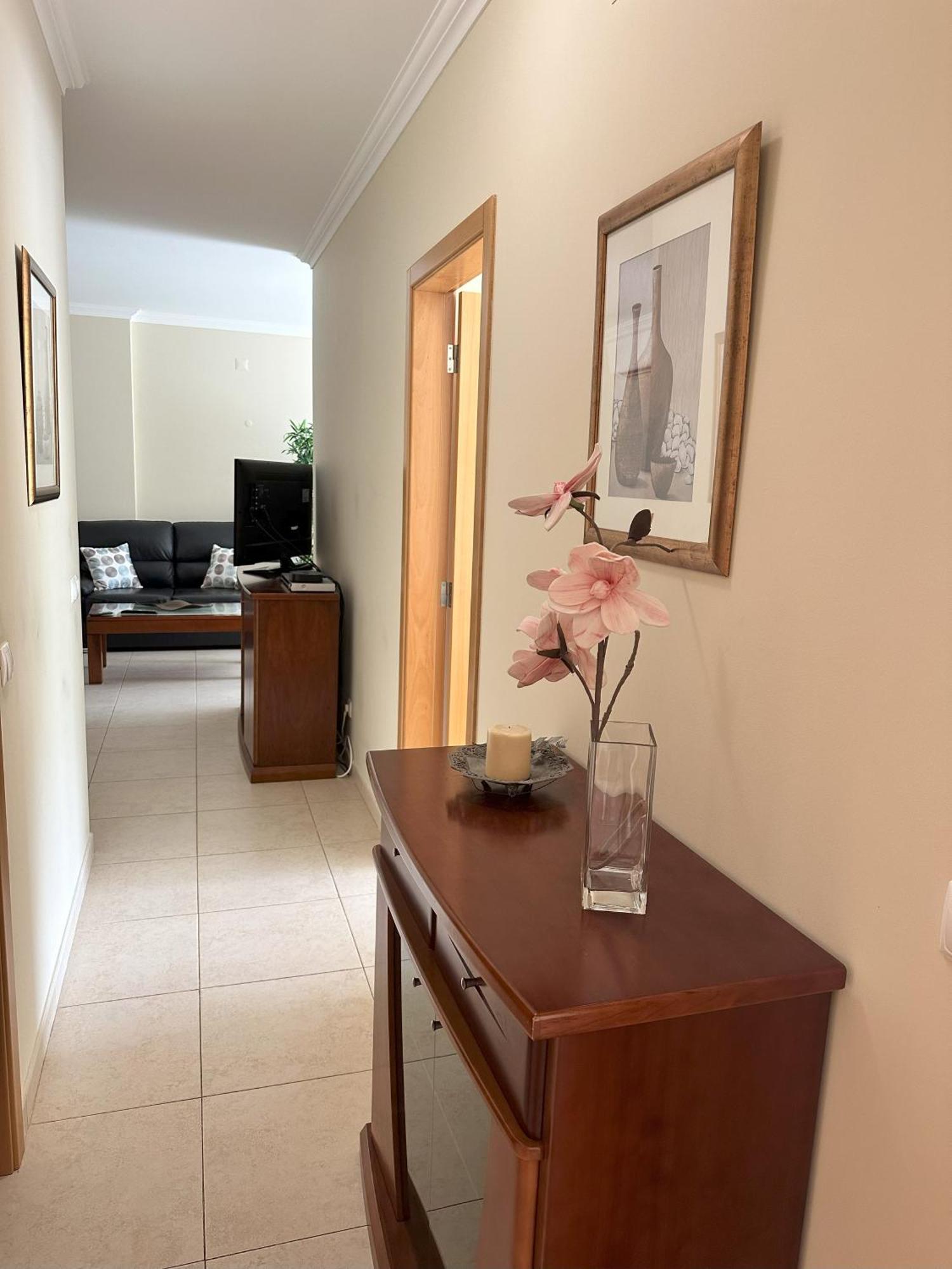 A 1km De La Plage, Avec Piscine A Appartement